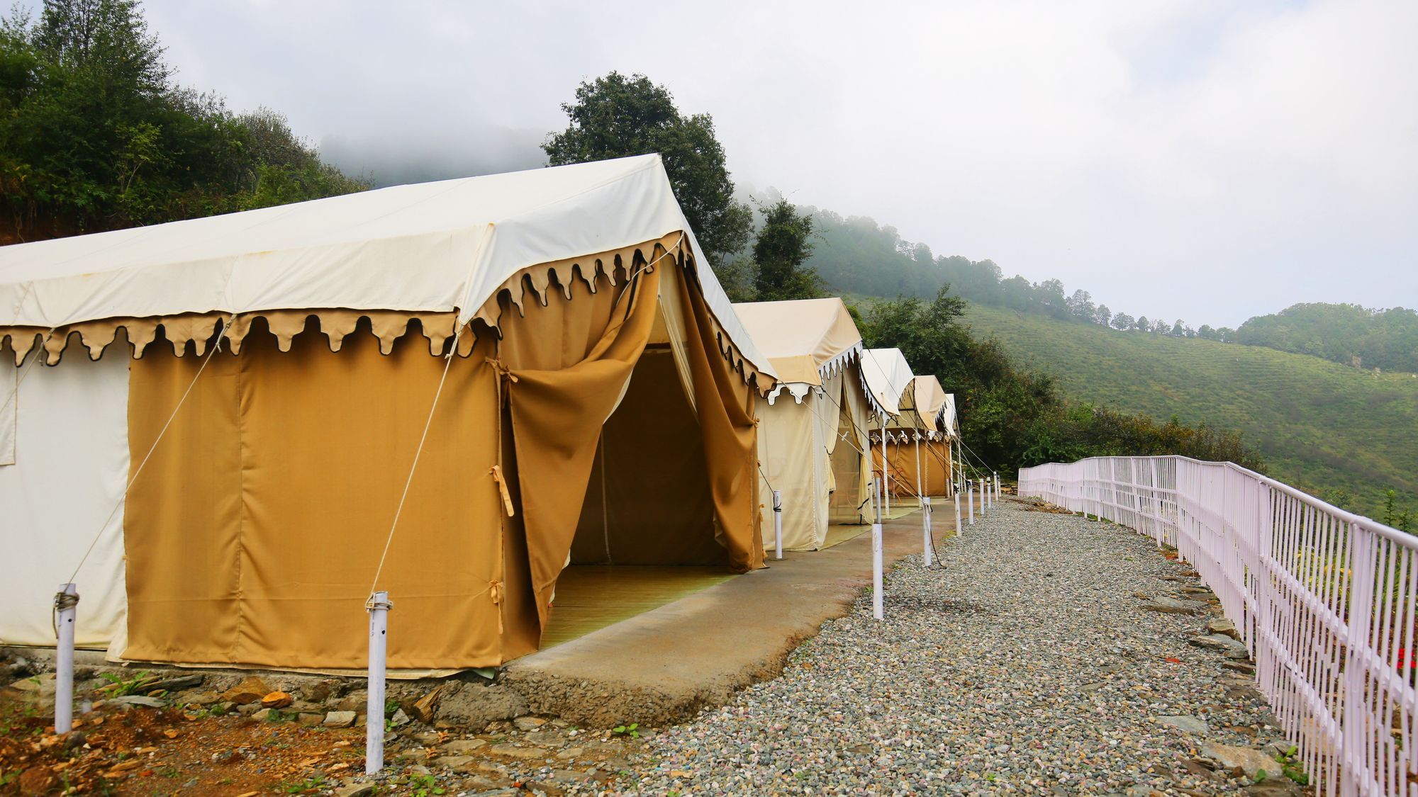 The Swiss Village Resort Nainital Εξωτερικό φωτογραφία