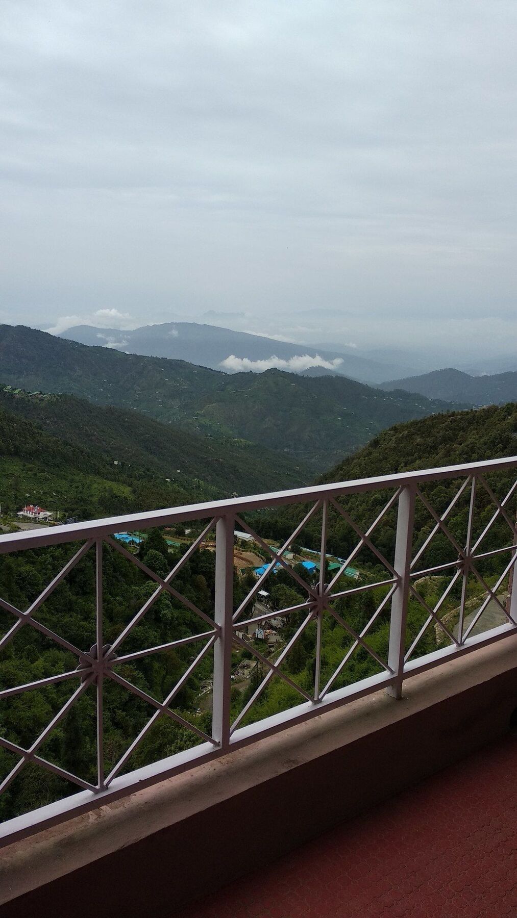 The Swiss Village Resort Nainital Εξωτερικό φωτογραφία